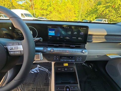New 2026 Hyundai Kona SEL Premium FWD image 28