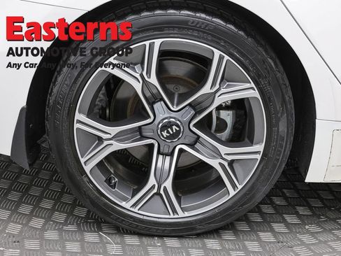 Used 2020 Kia Stinger GT-Line w/ Sun & Sound Package RWD image 31