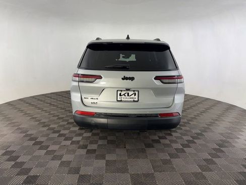 Used 2021 Jeep Grand Cherokee L Laredo image 8