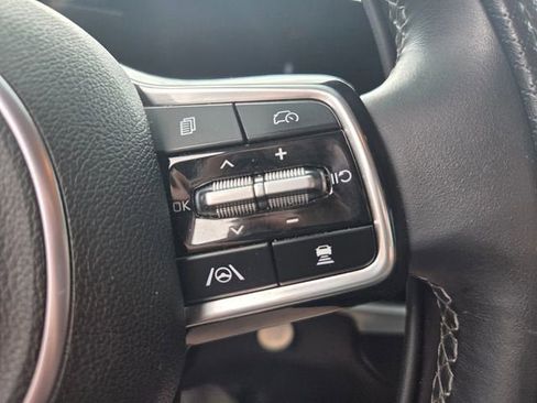 Used 2024 Kia Sorento S AWD/4WD image 26