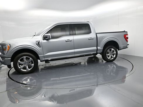 Used 2023 Ford F150 Lariat w/ Max Trailer Tow Package image 4