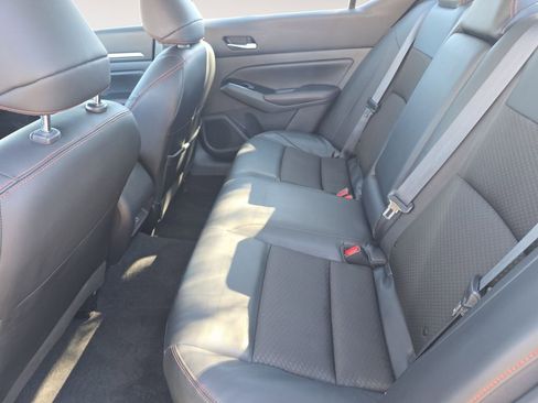 Used 2024 Nissan Altima 2.5 SR image 13