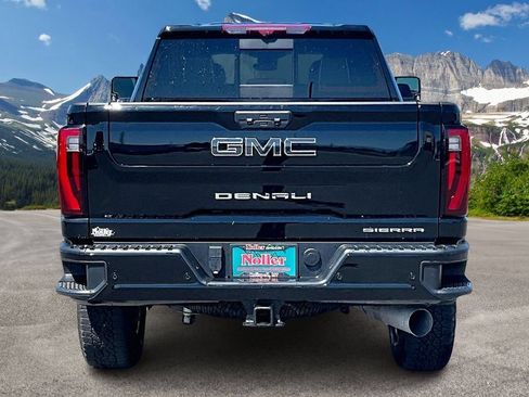 Used 2024 GMC Sierra 3500 Denali Ultimate AWD/4WD image 4