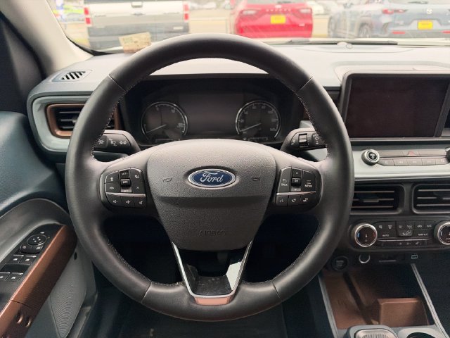 Used 2023 Ford Maverick Lariat w/ Lariat Luxury Package FWD image 18