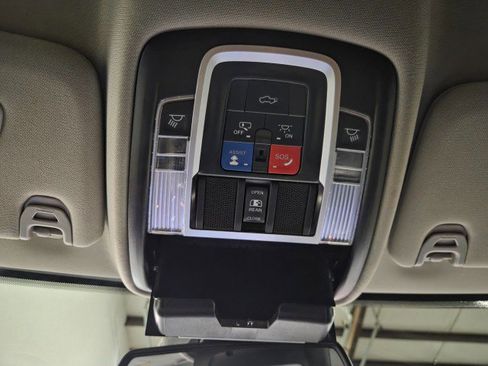 Used 2024 RAM 2500 Laramie w/ Towing Technology Group AWD/4WD image 68