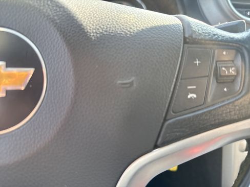 Used 2012 Chevrolet Captiva Sport LTZ image 19