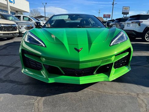 New 2026 Chevrolet Corvette E-Ray image 16