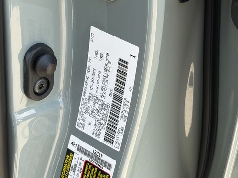 Used 2025 Toyota Tundra SR5 AWD/4WD image 30
