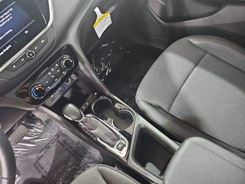 Used 2023 Buick Encore GX Preferred w/ Cold Weather Comfort Package FWD image 26