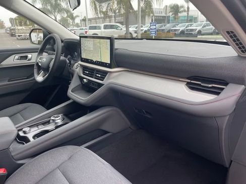 New 2026 Ford Explorer Active image 27