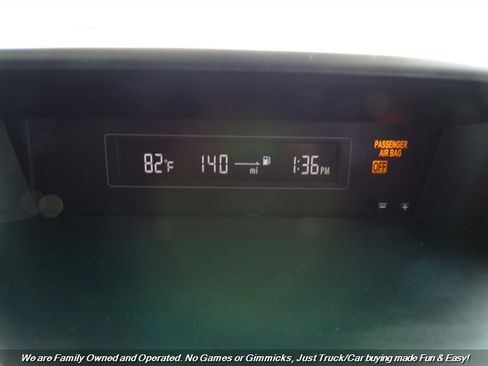 Used 2017 Subaru Crosstrek 2.0i Premium w/ Moonroof Package AWD/4WD image 37