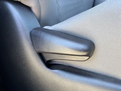 Used 2023 Toyota Tacoma SR5 RWD image 25