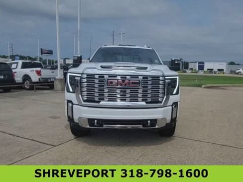 Certified 2024 GMC Sierra 2500 Denali w/ Denali Reserve Package AWD/4WD image 3