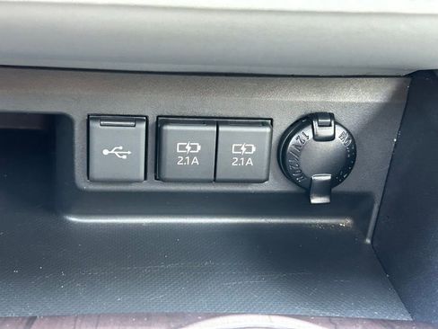 Used 2021 Toyota Highlander Limited image 59