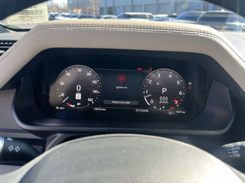 Certified 2024 Land Rover Defender 130 X-Dynamic SE image 23