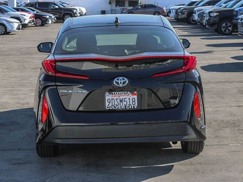 Certified 2022 Toyota Prius Prime LE image 8