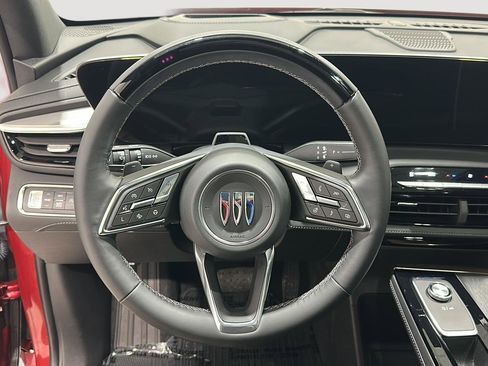 Used 2025 Buick Enclave Avenir w/ Super Cruise Package image 8