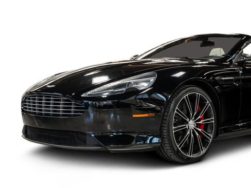Used 2015 Aston Martin DB9 Volante image 14