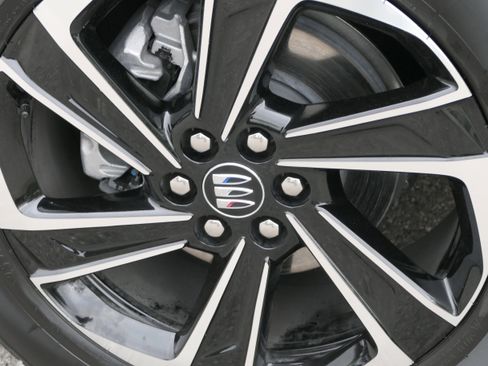 New 2026 Buick Enclave Sport Touring w/ Power Package image 11