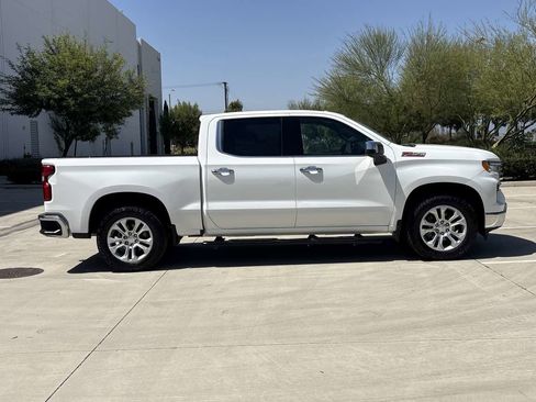 Used 2023 Chevrolet Silverado 1500 LTZ w/ LTZ Convenience Package II AWD/4WD image 2