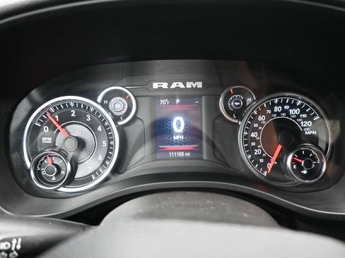 Used 2021 RAM 1500 Big Horn RWD image 16