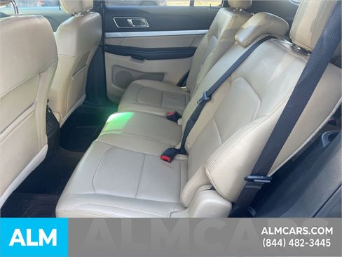 Used 2016 Ford Explorer XLT w/ Equipment Group 202A image 12