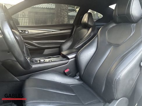 Used 2017 INFINITI Q60 2.0t image 19