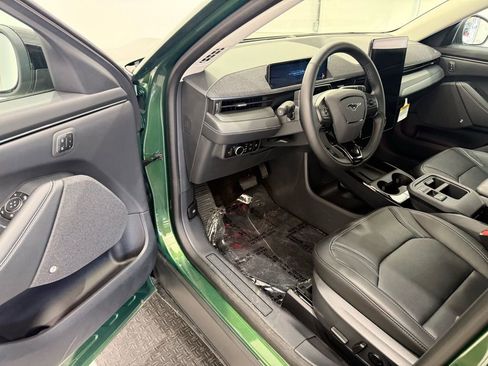 New 2025 Ford Mustang Mach-E Premium image 32