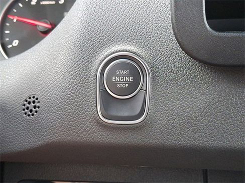 Used 2025 Mercedes-Benz Sprinter 2500 image 23