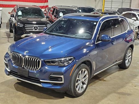 Used 2023 BMW X5 xDrive40i w/ Premium Package AWD/4WD image 37
