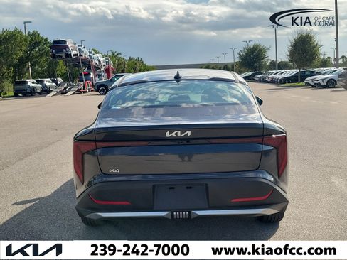New 2026 Kia K4 FWD image 5
