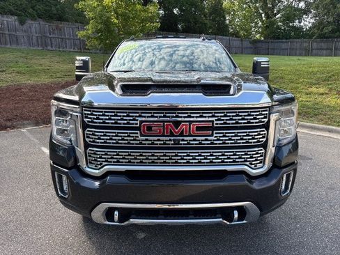 Used 2020 GMC Sierra 2500 Denali w/ Denali Ultimate Package AWD/4WD image 2