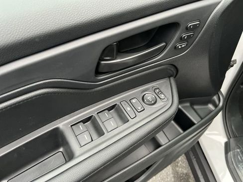 New 2026 Honda Odyssey EX-L image 17