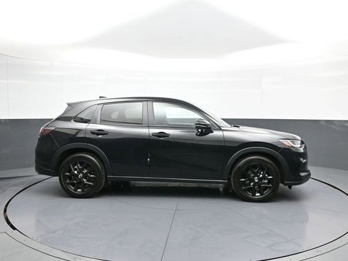 Used 2024 Honda HR-V Sport image 5