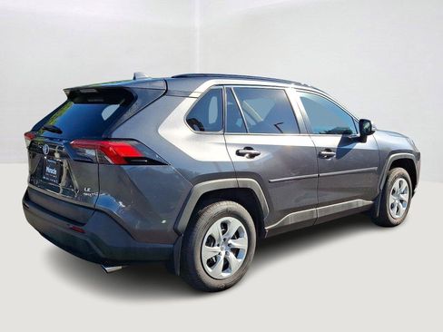 Used 2020 Toyota RAV4 LE w/ All Weather Liner Package AWD/4WD image 6