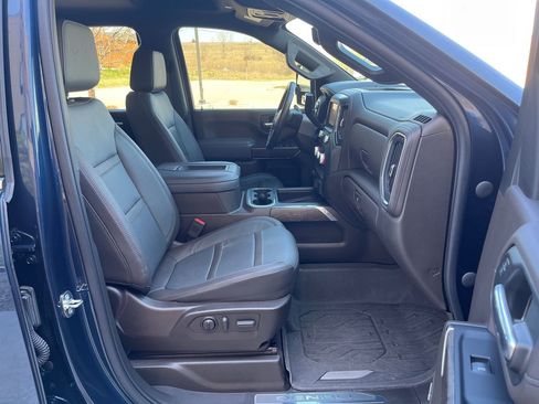 Used 2022 GMC Sierra 3500 Denali w/ Technology Package image 33