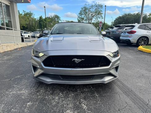 Used 2020 Ford Mustang GT Premium Convertible RWD image 3