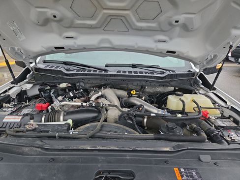 Used 2024 Ford F250 XLT image 19