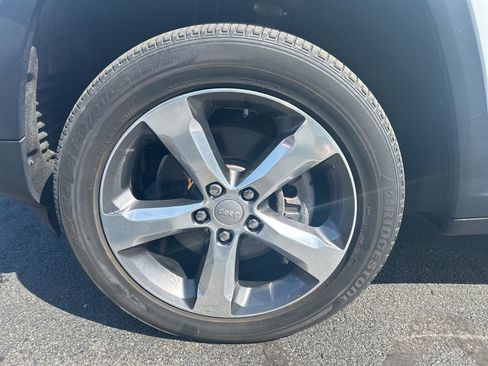 Used 2021 Jeep Grand Cherokee L Limited w/ Trailer Tow Group (B) image 12