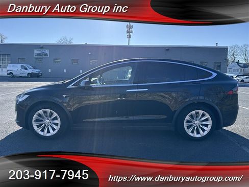 Used 2020 Tesla Model X Long Range image 3