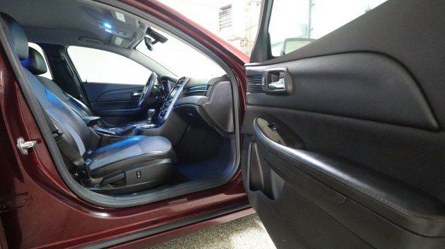 Used 2015 Chevrolet Malibu LT w/ Power Convenience Package FWD image 10