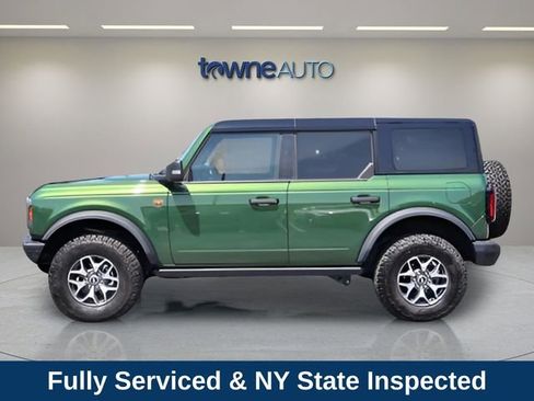 Used 2024 Ford Bronco Badlands AWD/4WD image 2