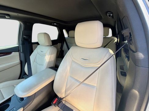 Used 2019 Cadillac XT5 Luxury AWD/4WD image 22