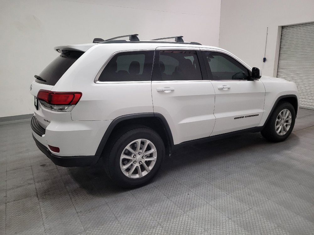 Used 2021 Jeep Grand Cherokee Laredo X RWD image 10