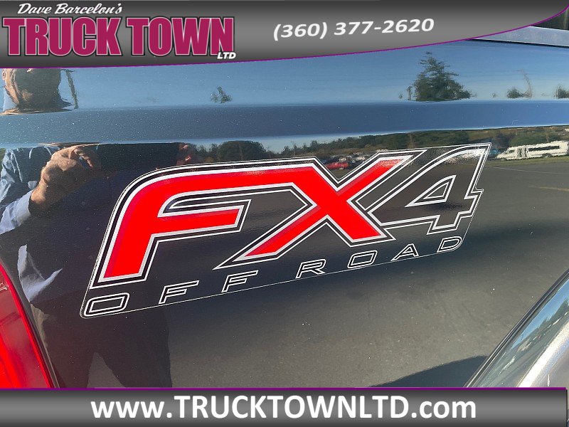 Used 2016 Ford F350 Lariat w/ Lariat Interior Package AWD/4WD image 33
