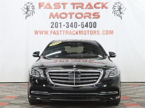 Used 2019 Mercedes-Benz S 560 4MATIC Sedan image 3