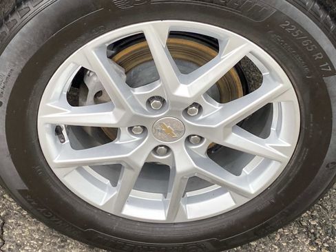 Used 2024 Chevrolet Equinox LT image 27