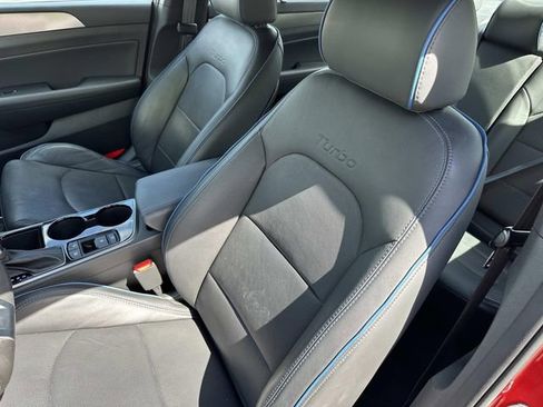 Used 2019 Hyundai Sonata Limited image 22