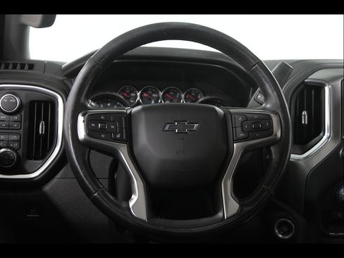 Used 2021 Chevrolet Silverado 1500 LT Trail Boss w/ Convenience Package II AWD/4WD image 7