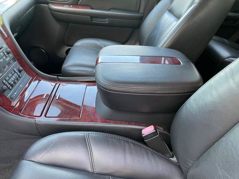 Used 2007 Cadillac Escalade AWD w/ Information Package image 15